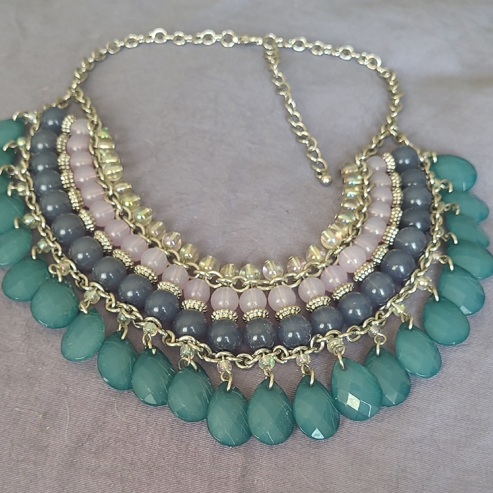 Elegant Multicolor Beaded Necklace